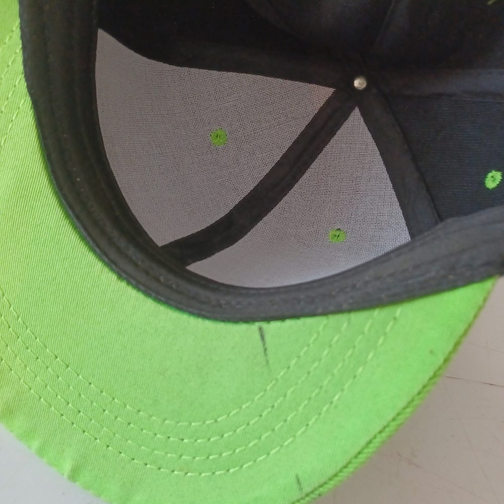 Nike - Picture 4 of 4